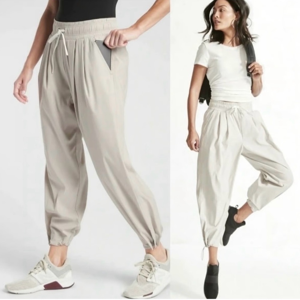 ATHLETA Athleisure Outdoor Hiking Lightweight Casual Yoga Revive Jogger Pants 10